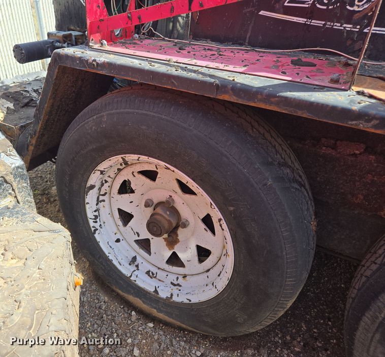 image for item EL5712 2015 Cimline 230 Magma melter applicator