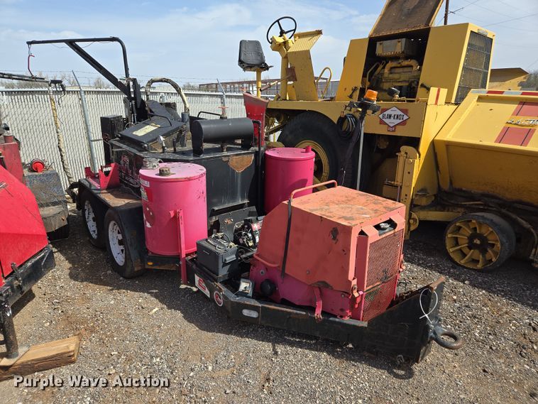 image for item EL5712 2015 Cimline 230 Magma melter applicator