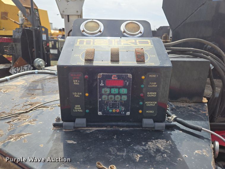 image for item EL5713 2009 Cimline Metro 165 melter applicator