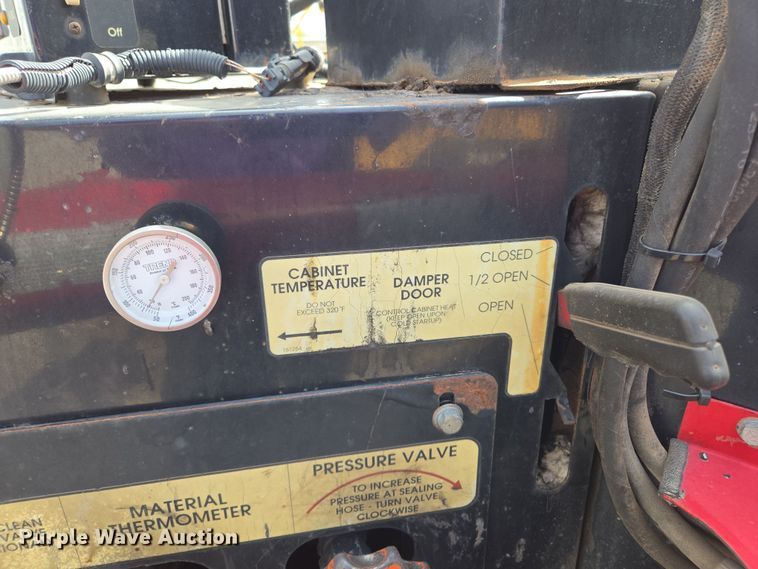 image for item EL5713 2009 Cimline Metro 165 melter applicator