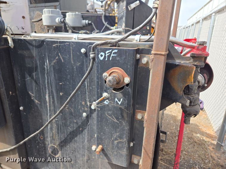 image for item EL5713 2009 Cimline Metro 165 melter applicator