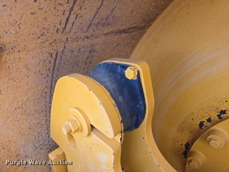 image for item EL5714 2013 Volvo SD115 single drum vibratory roller