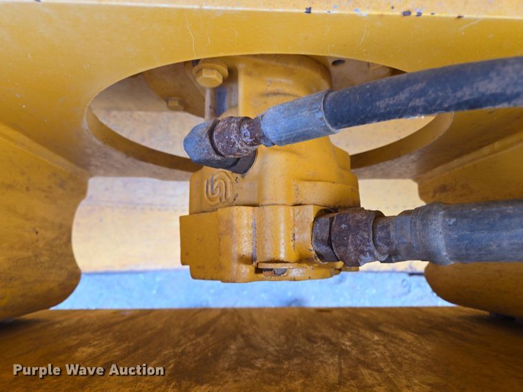 image for item EL5714 2013 Volvo SD115 single drum vibratory roller