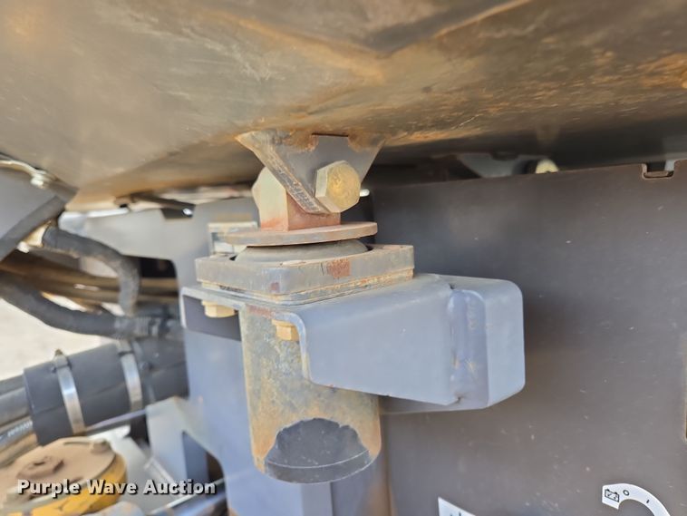 image for item EL5714 2013 Volvo SD115 single drum vibratory roller