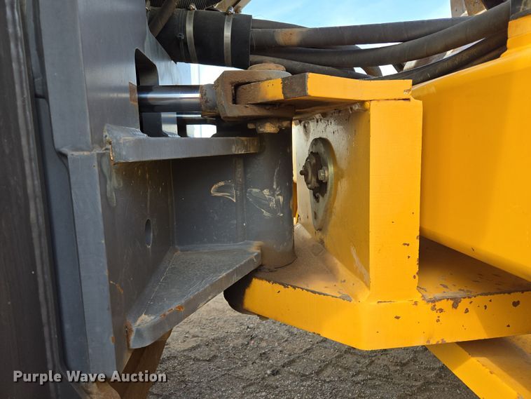 image for item EL5714 2013 Volvo SD115 single drum vibratory roller