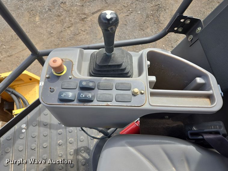 image for item EL5714 2013 Volvo SD115 single drum vibratory roller