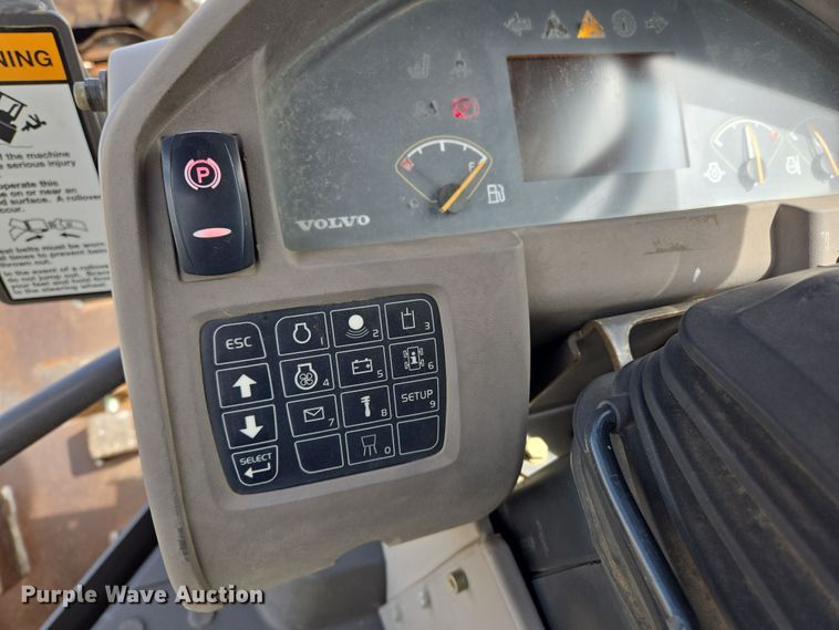 image for item EL5714 2013 Volvo SD115 single drum vibratory roller