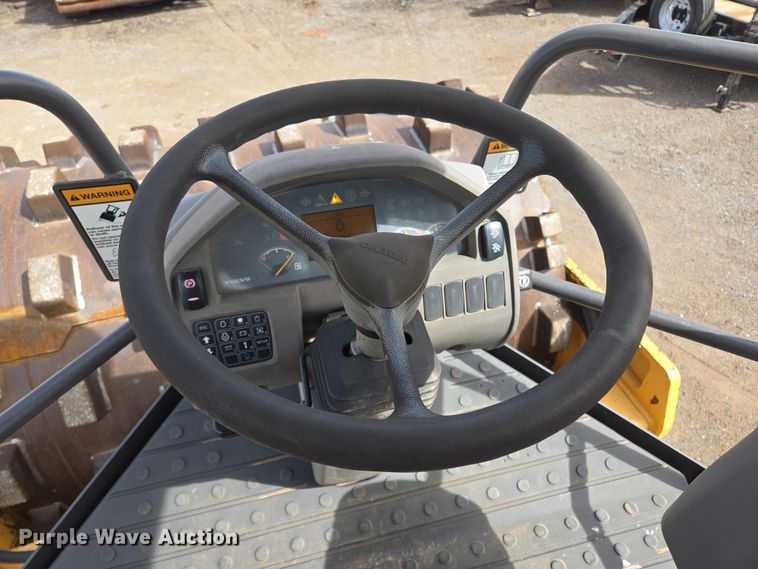 image for item EL5714 2013 Volvo SD115 single drum vibratory roller