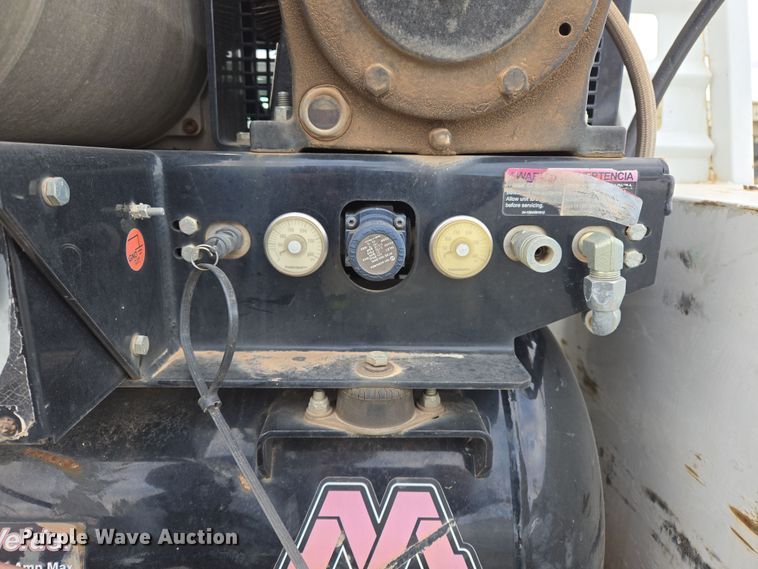 image for item EL5715 2018 Ford F550 Super Duty XL utility / service truck