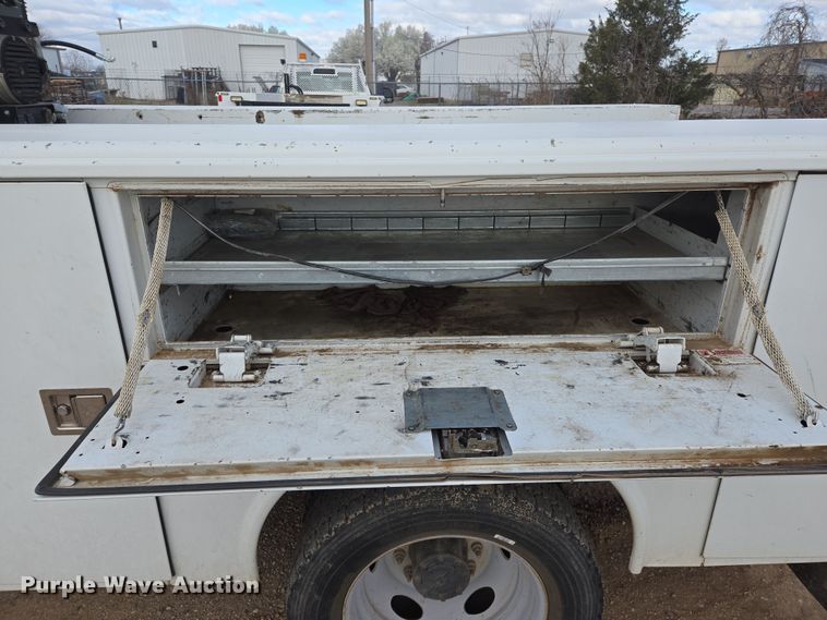 image for item EL5715 2018 Ford F550 Super Duty XL utility / service truck