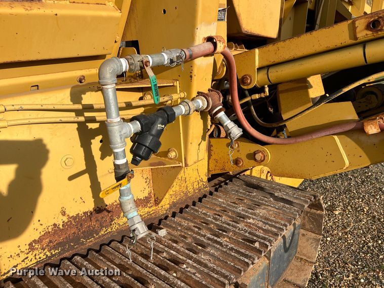 image for item EL5720 2005 Screen Machine 621T trommel screen