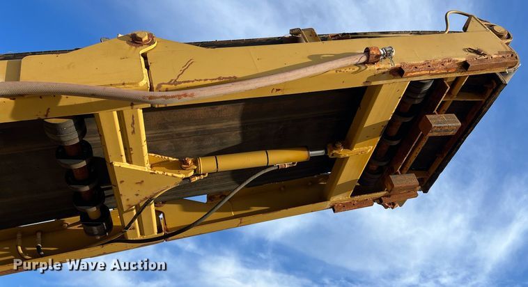 image for item EL5720 2005 Screen Machine 621T trommel screen