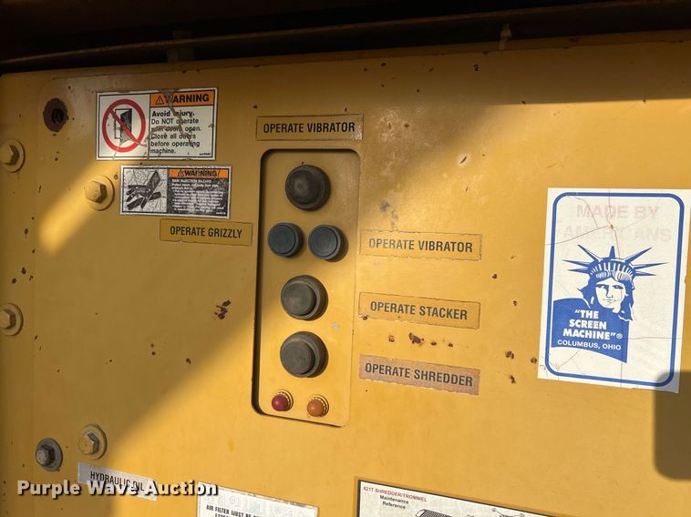 image for item EL5720 2005 Screen Machine 621T trommel screen