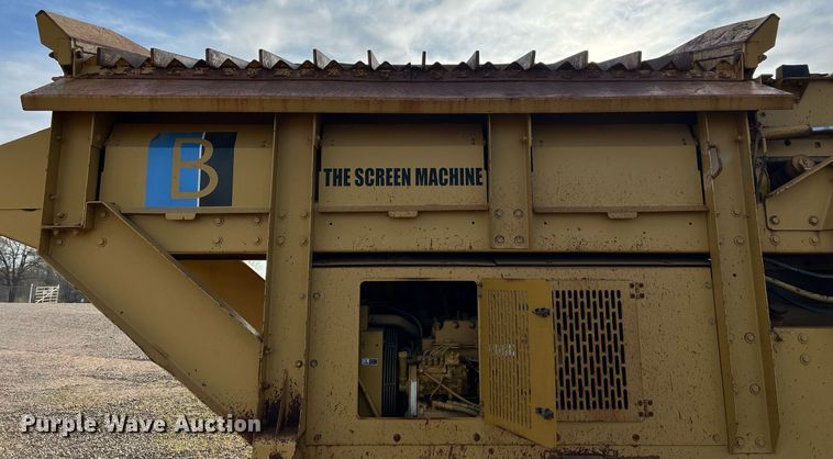 image for item EL5720 2005 Screen Machine 621T trommel screen