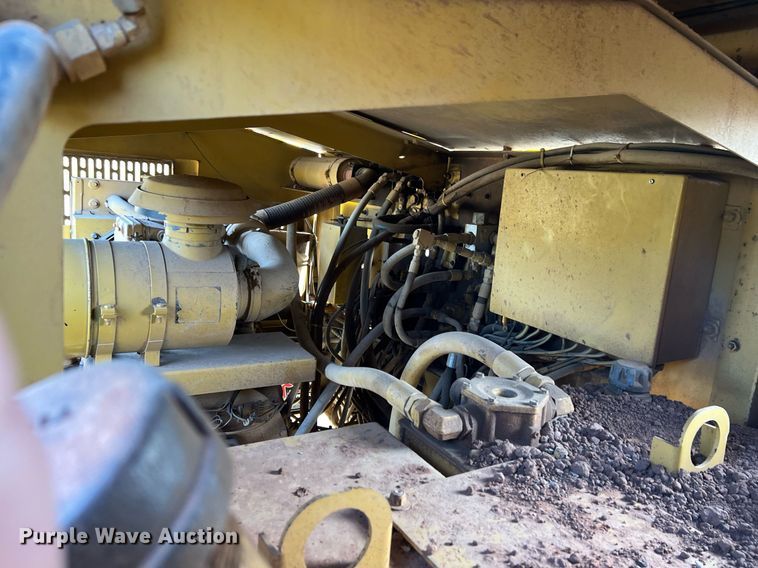 image for item EL5720 2005 Screen Machine 621T trommel screen