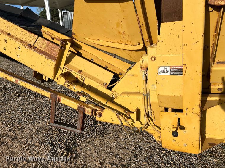 image for item EL5720 2005 Screen Machine 621T trommel screen