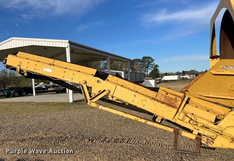 image for item EL5720 2005 Screen Machine 621T trommel screen