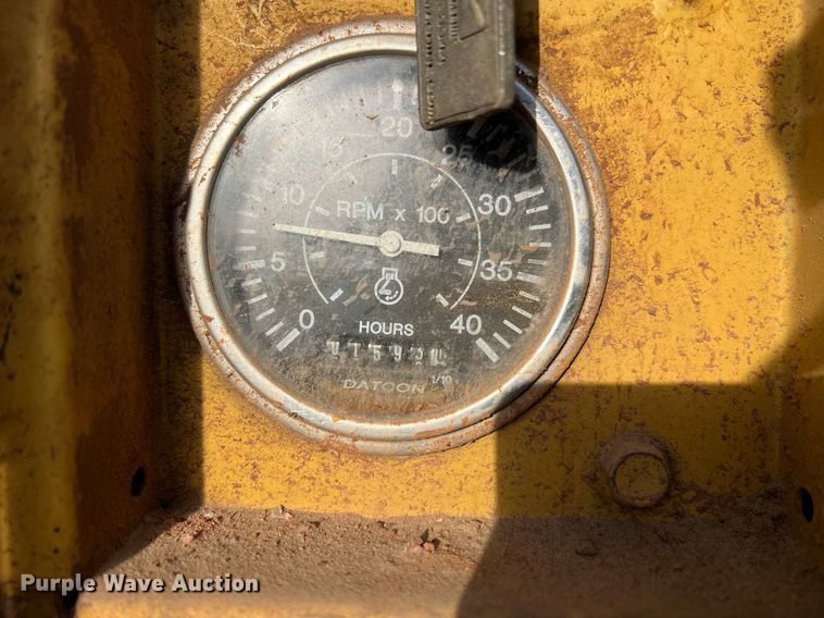 image for item EL5720 2005 Screen Machine 621T trommel screen