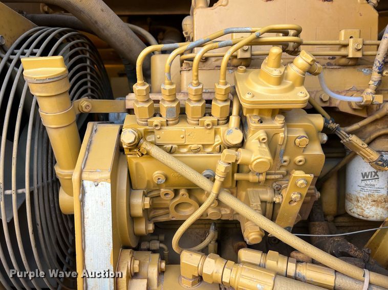 image for item EL5720 2005 Screen Machine 621T trommel screen