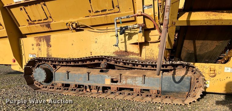 image for item EL5720 2005 Screen Machine 621T trommel screen