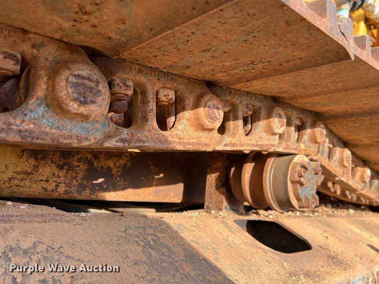 image for item EL5720 2005 Screen Machine 621T trommel screen