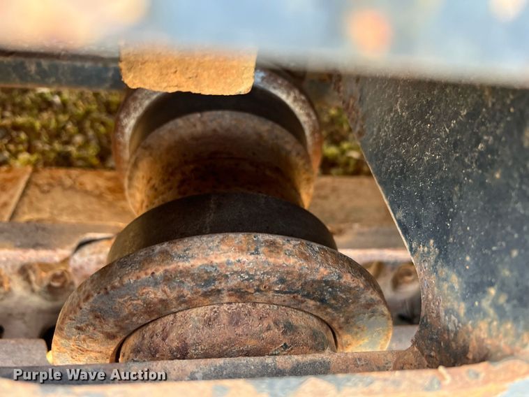 image for item EL5720 2005 Screen Machine 621T trommel screen