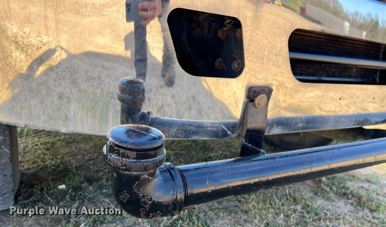 image for item EL5722 2007 Freightliner 4300 water truck