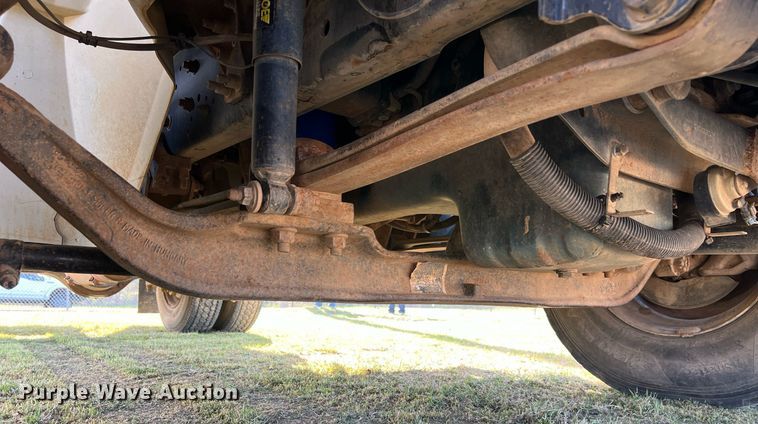 image for item EL5722 2007 Freightliner 4300 water truck