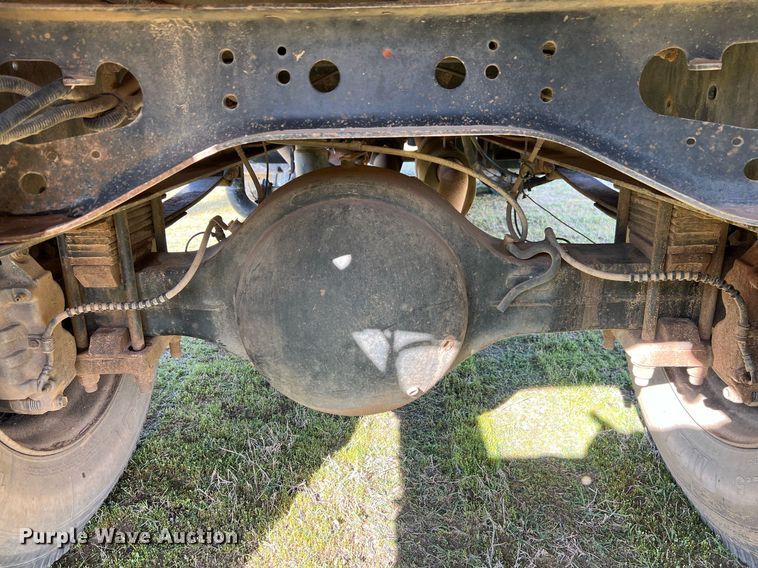 image for item EL5722 2007 Freightliner 4300 water truck