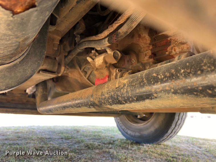 image for item EL5722 2007 Freightliner 4300 water truck