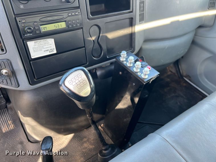 image for item EL5722 2007 Freightliner 4300 water truck