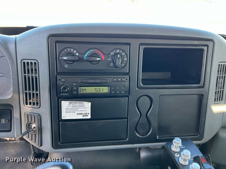 image for item EL5722 2007 Freightliner 4300 water truck