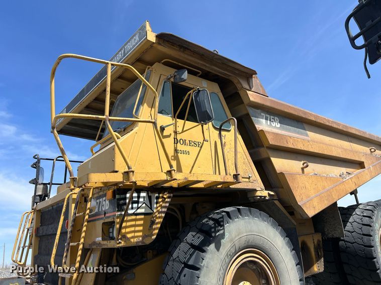image for item EL5732 1995 Caterpillar 775B haul truck