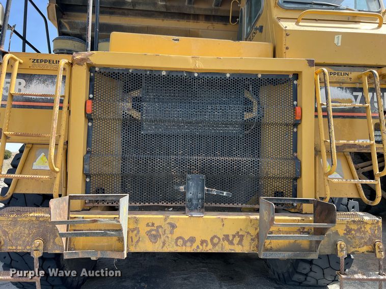 image for item EL5732 1995 Caterpillar 775B haul truck