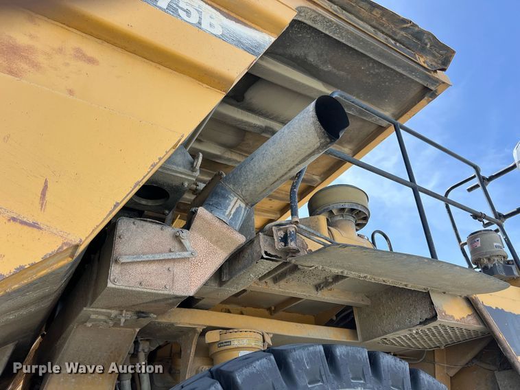 image for item EL5732 1995 Caterpillar 775B haul truck