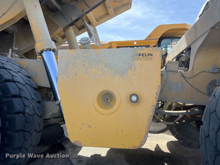 image for item EL5732 1995 Caterpillar 775B haul truck