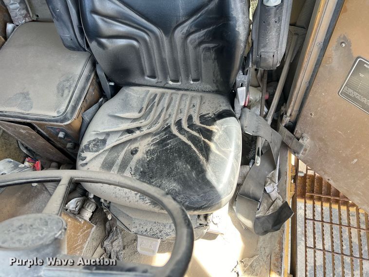 image for item EL5732 1995 Caterpillar 775B haul truck