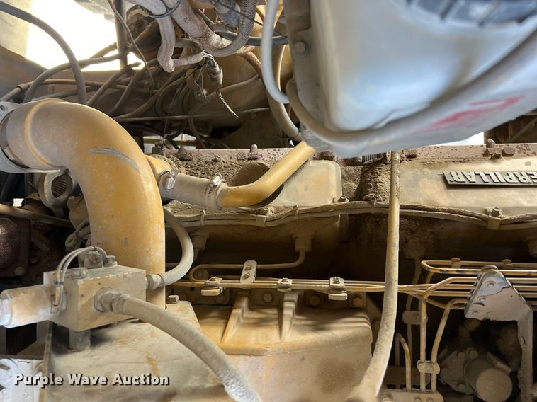 image for item EL5732 1995 Caterpillar 775B haul truck