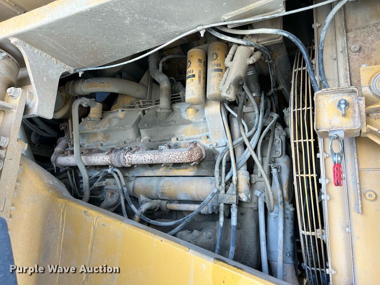 image for item EL5732 1995 Caterpillar 775B haul truck