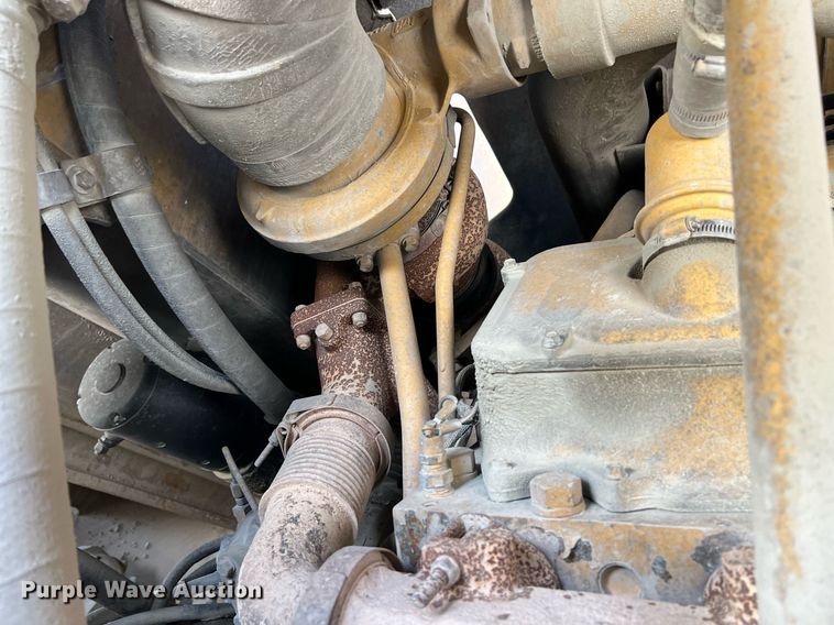 image for item EL5732 1995 Caterpillar 775B haul truck