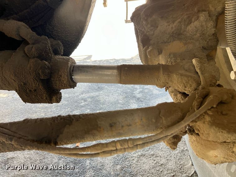 image for item EL5732 1995 Caterpillar 775B haul truck