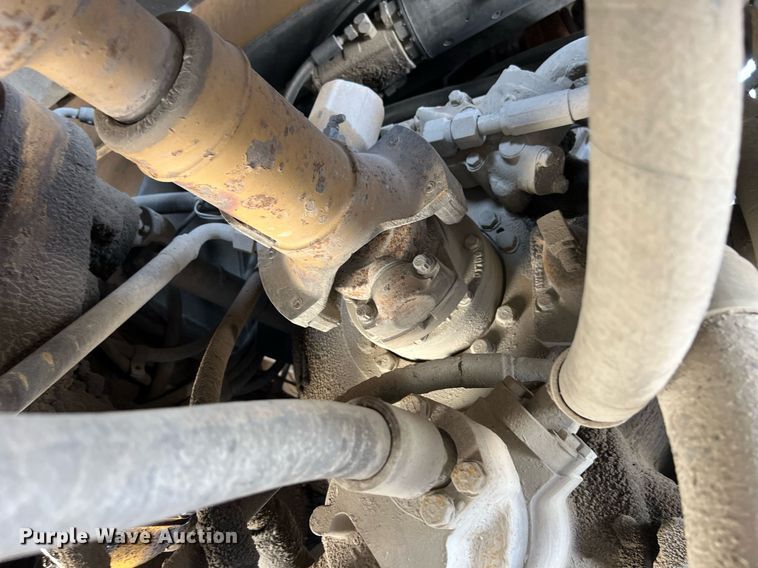 image for item EL5732 1995 Caterpillar 775B haul truck