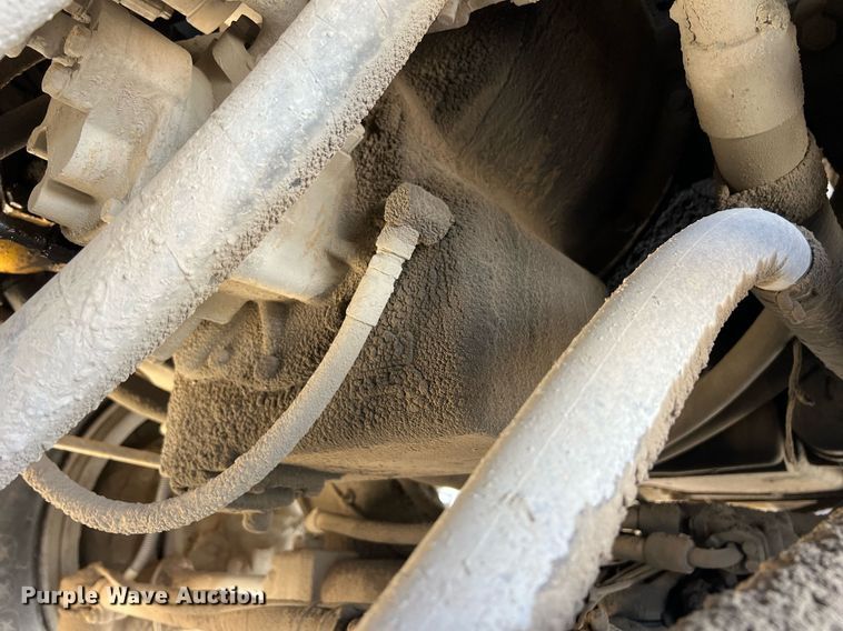 image for item EL5732 1995 Caterpillar 775B haul truck