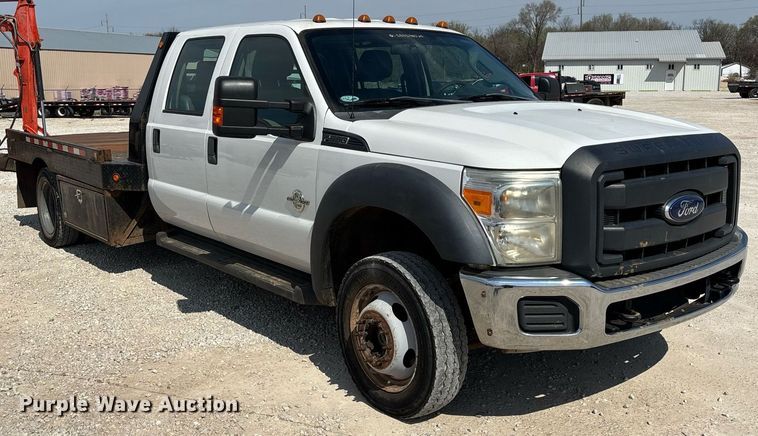 image for item EM0033 2013 Ford F550 Super Duty Crew Cab flatbed truck