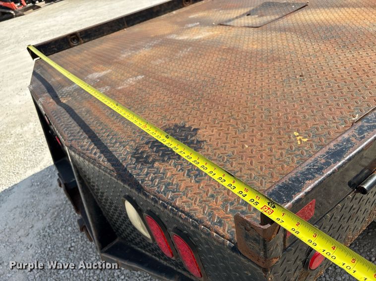 image for item EM0033 2013 Ford F550 Super Duty Crew Cab flatbed truck