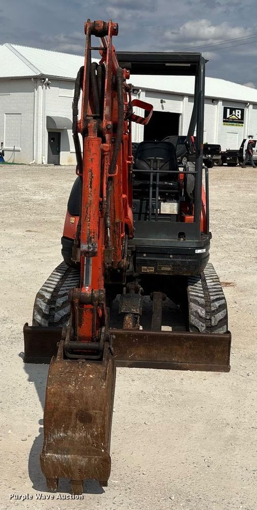 image for item EM0035 2016 Kubota U25 mini excavator