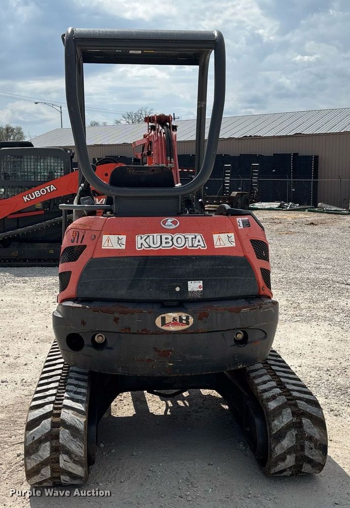 image for item EM0035 2016 Kubota U25 mini excavator