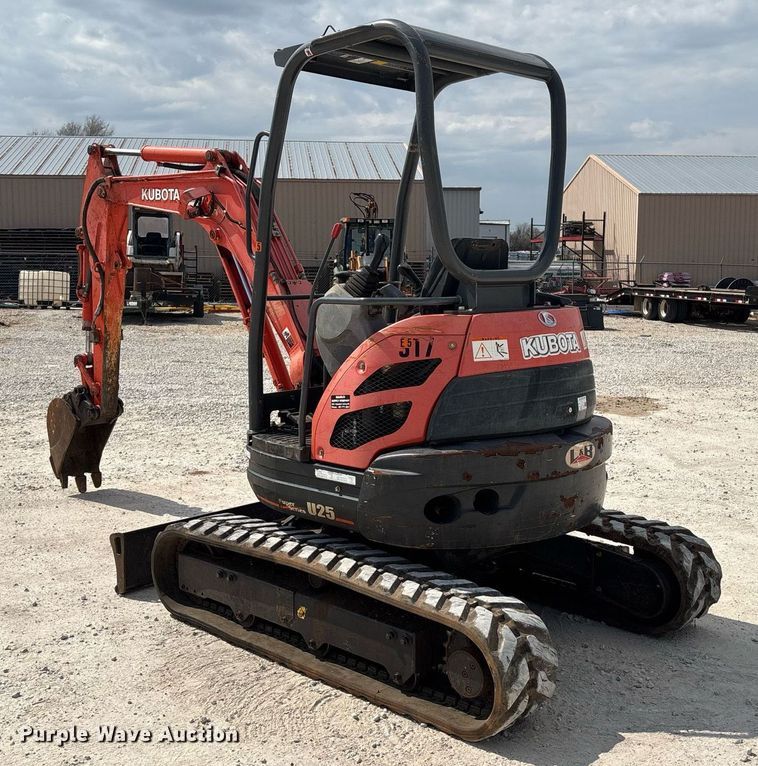 image for item EM0035 2016 Kubota U25 mini excavator