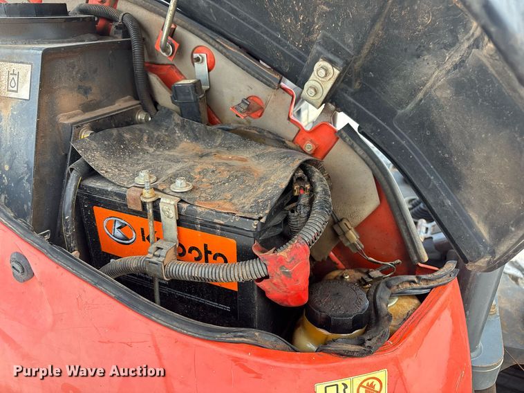 image for item EM0035 2016 Kubota U25 mini excavator