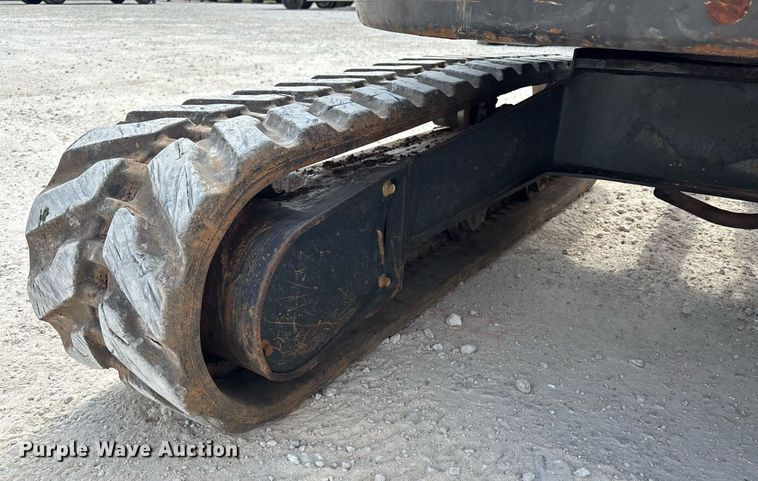 image for item EM0035 2016 Kubota U25 mini excavator